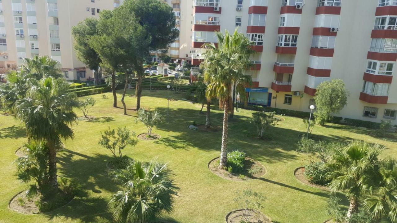 Estudio On The Beach Torrox Exterior photo